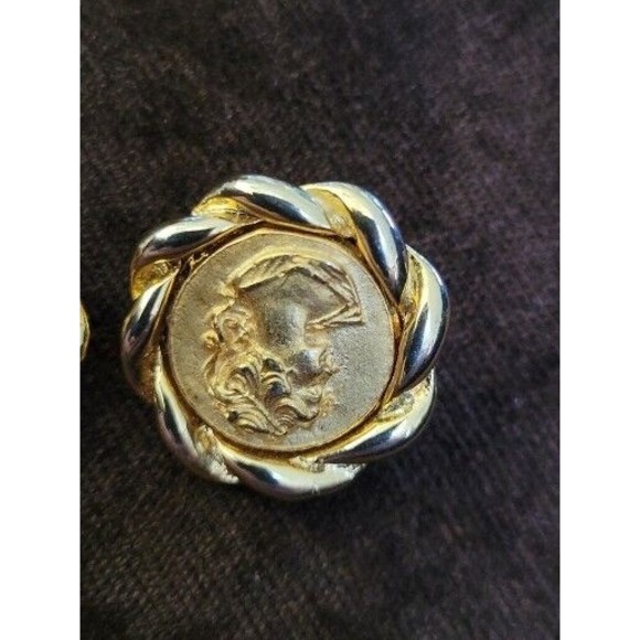 Rare Vintage Greek Goddess Cameo Coin Clip On Earrings Yellow Gold Tone - Picture 8 of 10